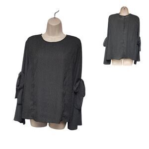 who what wear Polka-Dots Long Bell Sleeve Black/ White Size Medium